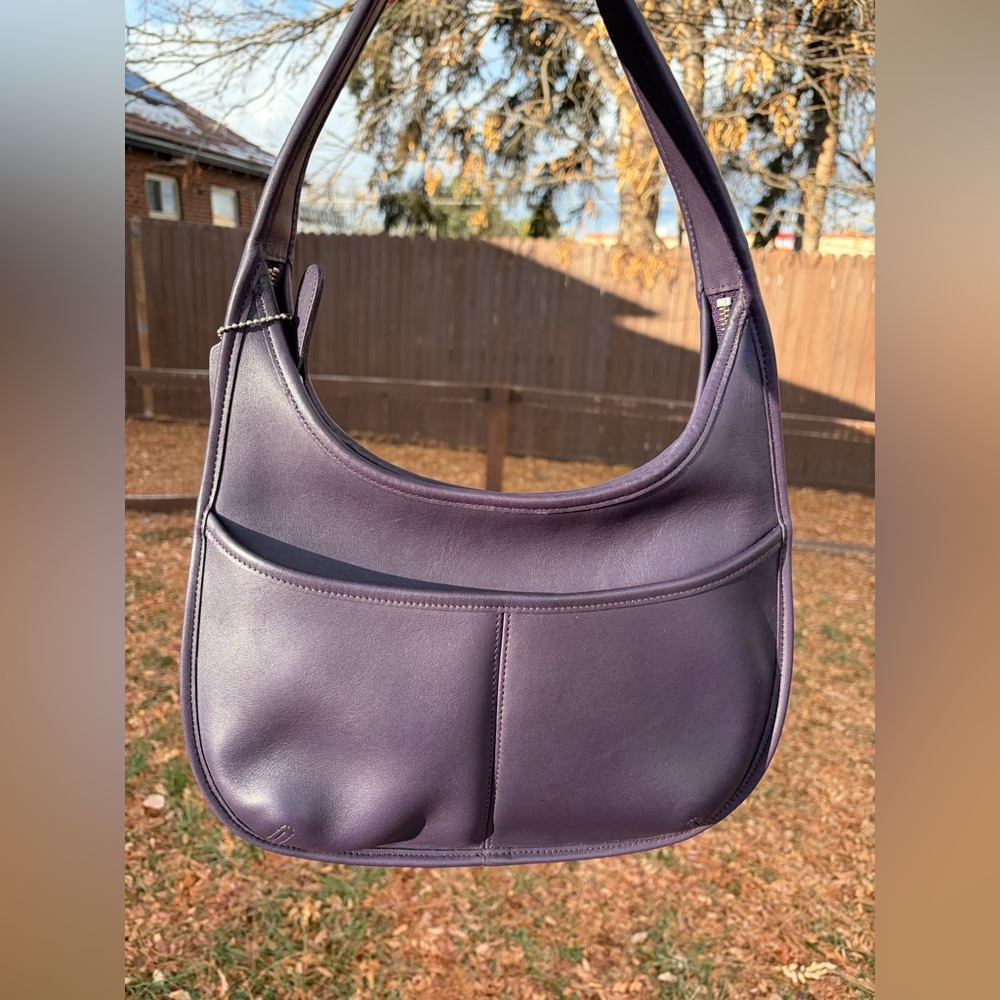 Excellent Condition Vintage Coach Ergo 9033 in Ink